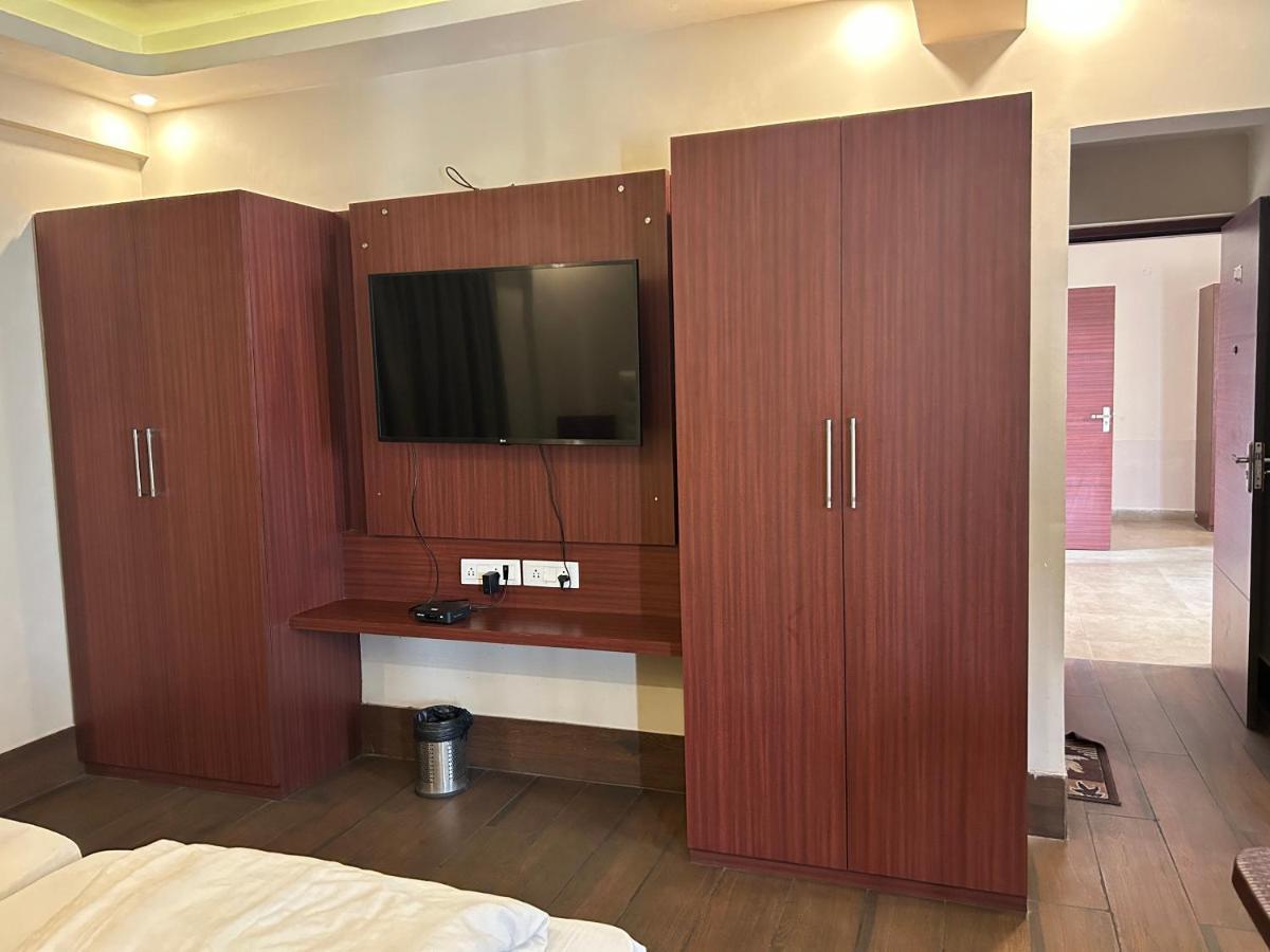The Aster Enclave Hotel Kolkata Ngoại thất bức ảnh