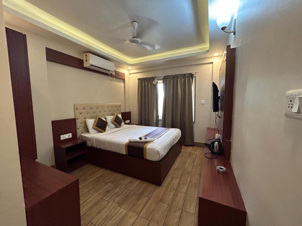The Aster Enclave Hotel Kolkata Ngoại thất bức ảnh